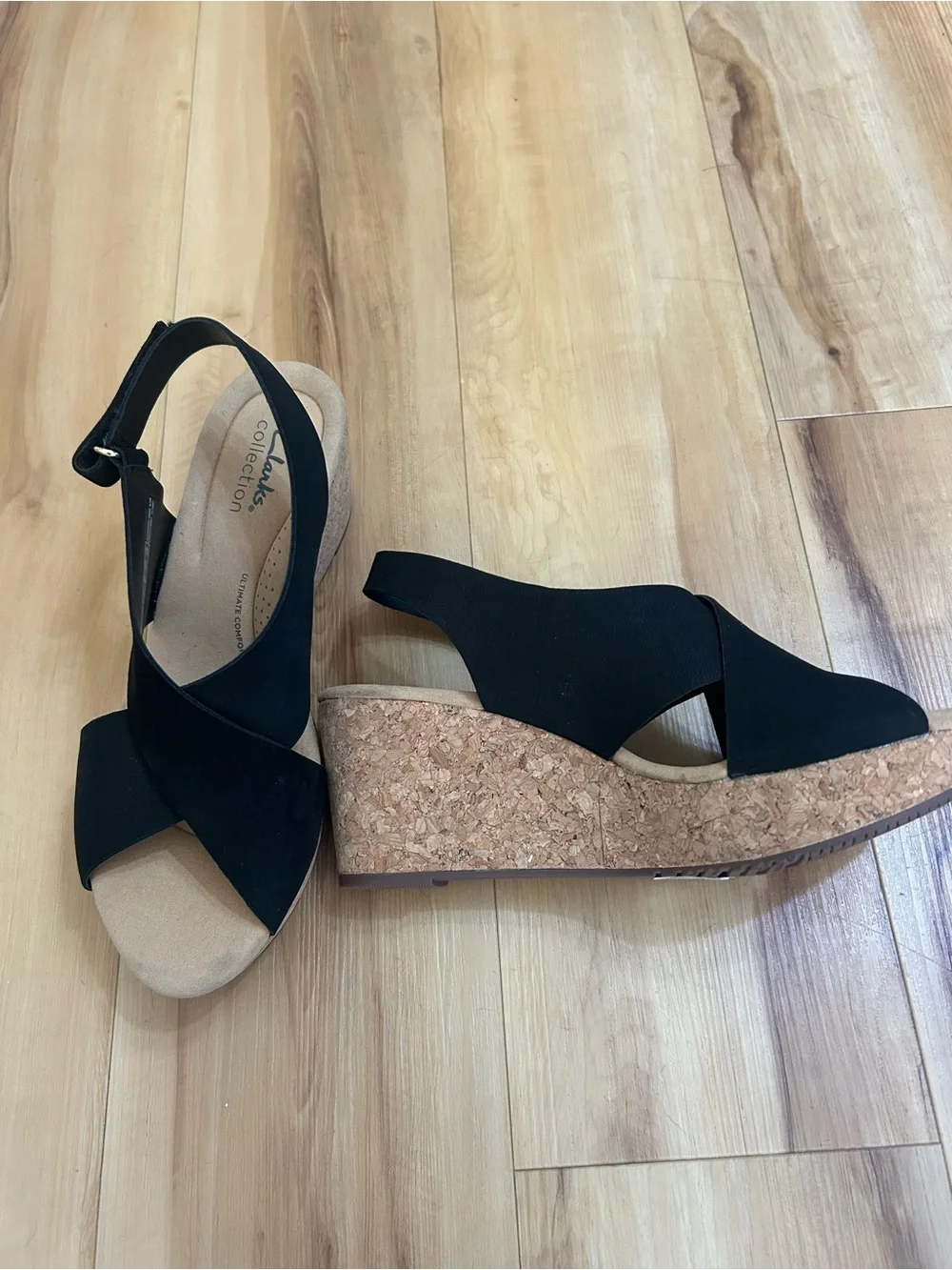 Clarks Women's Annadel Eirwyn Wedge Sandal